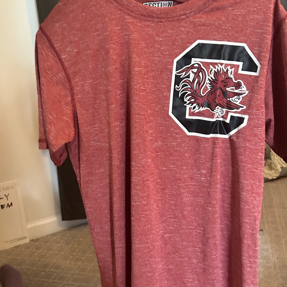 NWOT South Carolina gamecocks tee shirt.